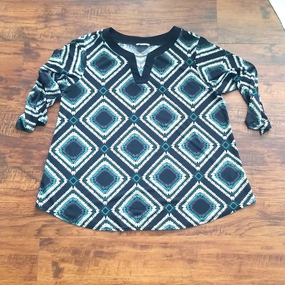 EST. 1946 Geometric Black Green & White Arsty Women's Top SZ 14/16W - Picture 16 of 16